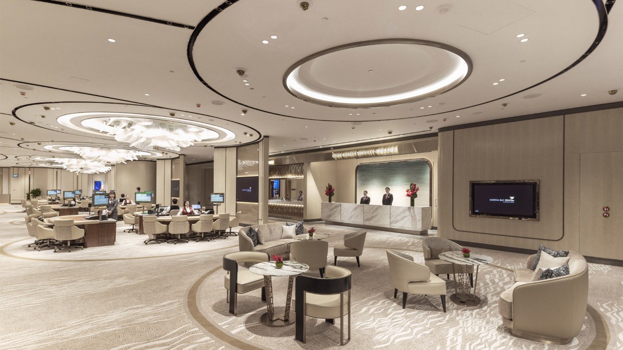 Paiza Dagon Palace Salon