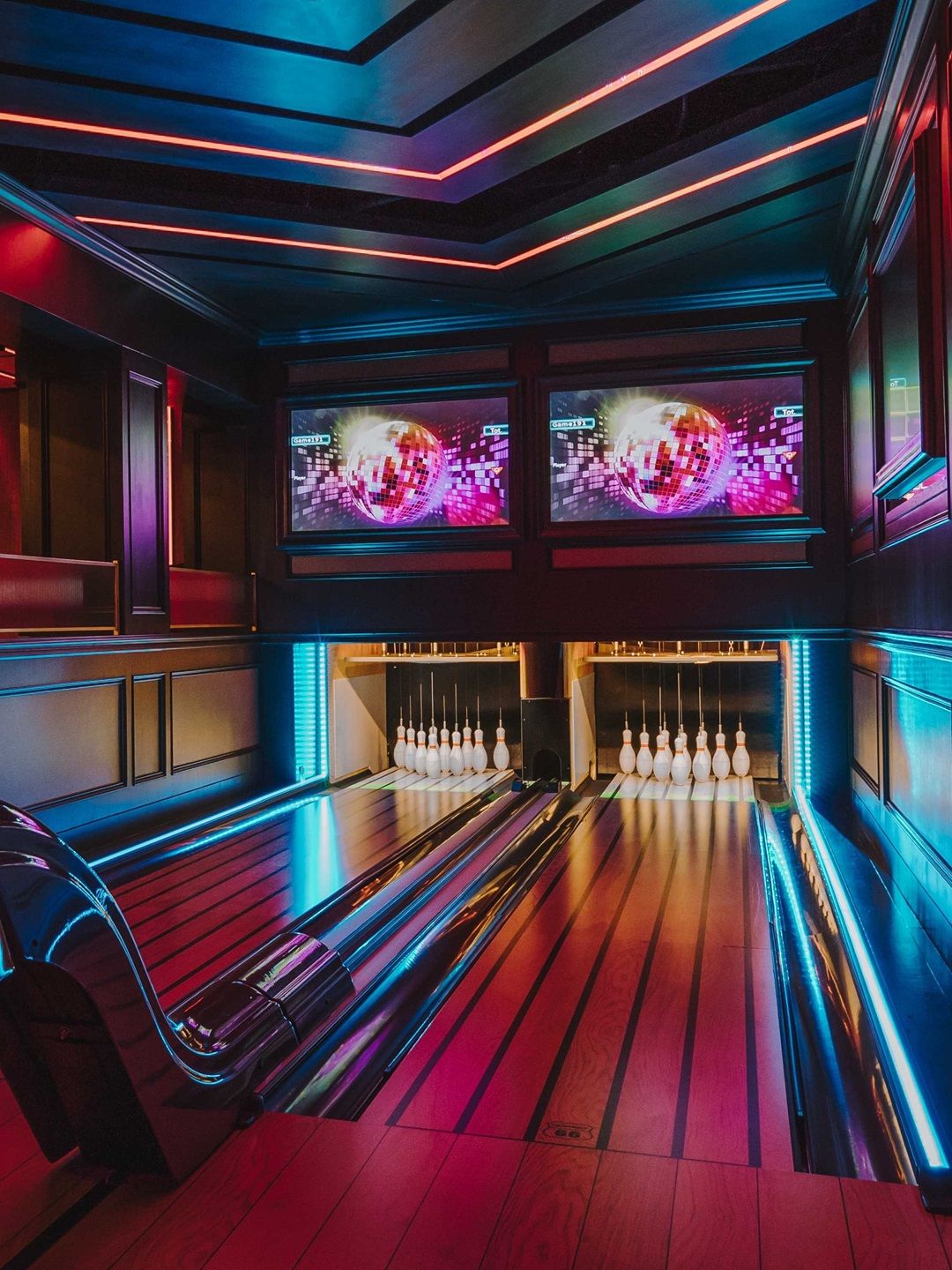 Avenue Lounge