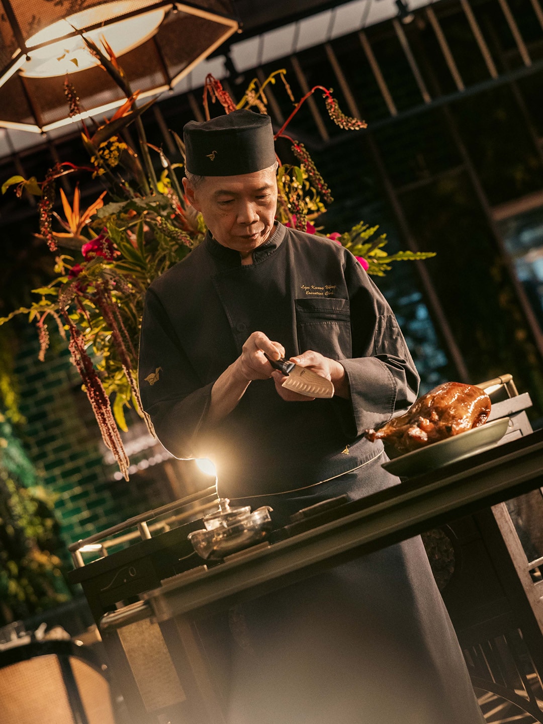 Mott 32