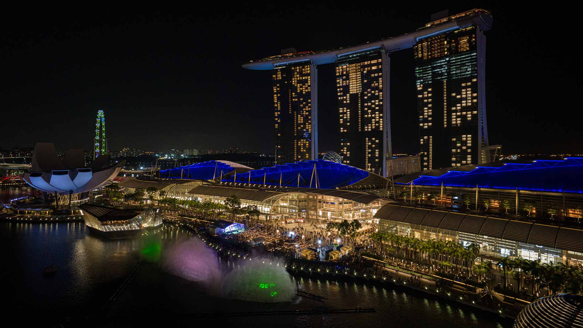 シンガポールにあるマリーナベイ・サンズの大晦日の夜景