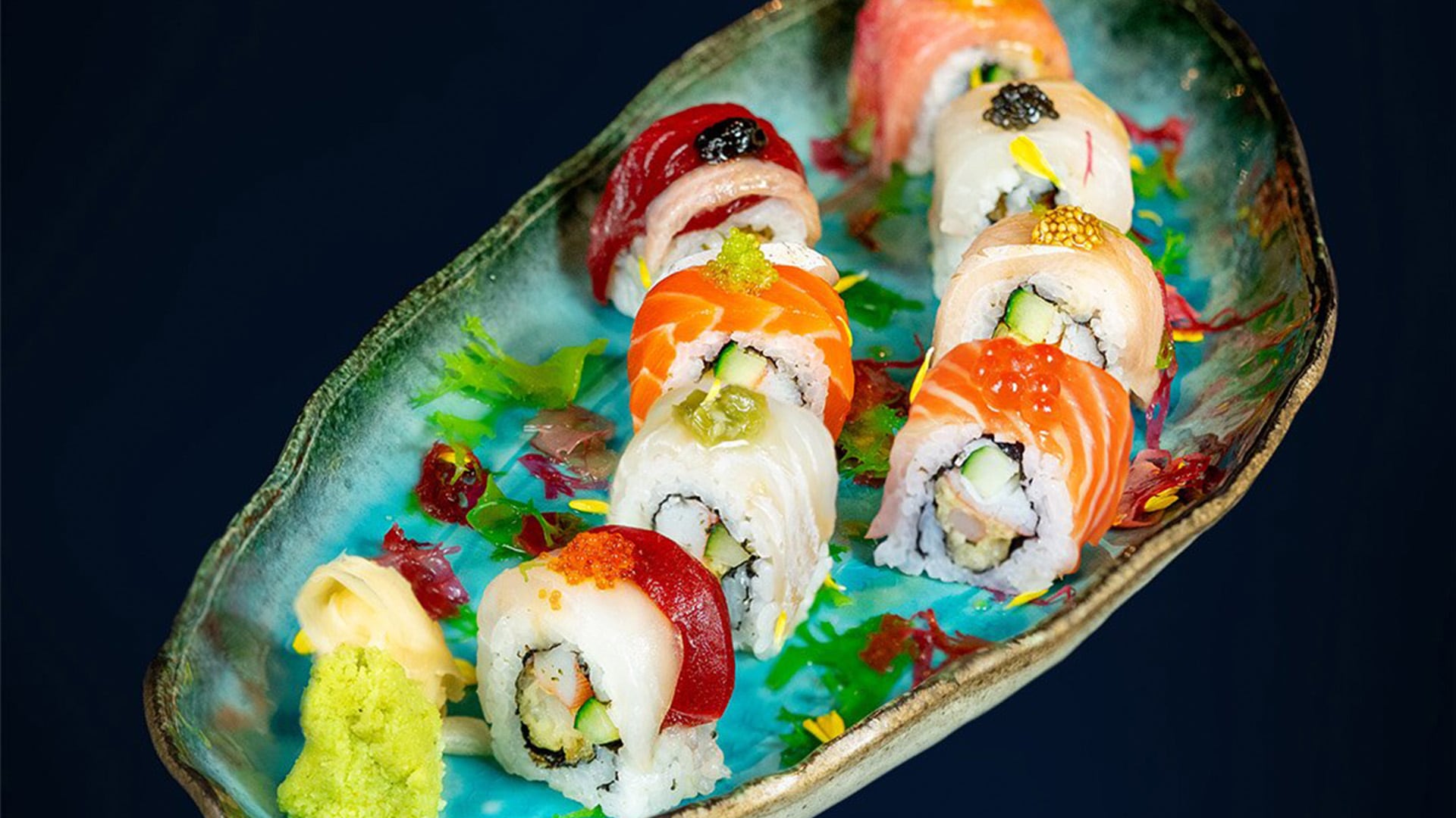 シンガポールの和食カジュアルダイニングレストランで味わう寿司