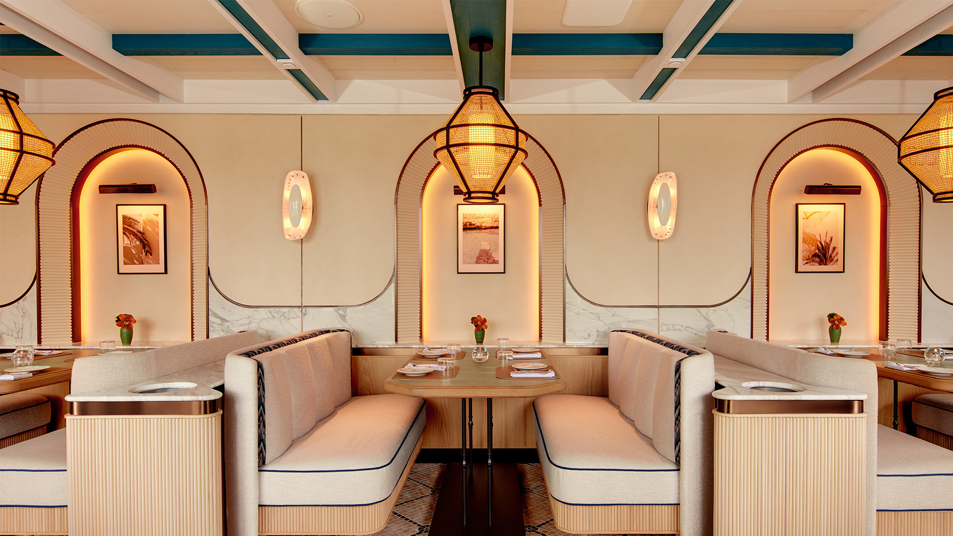 シンガポールのMichelin Guide掲載レストラン、Maison Bouludのダイニングエリア