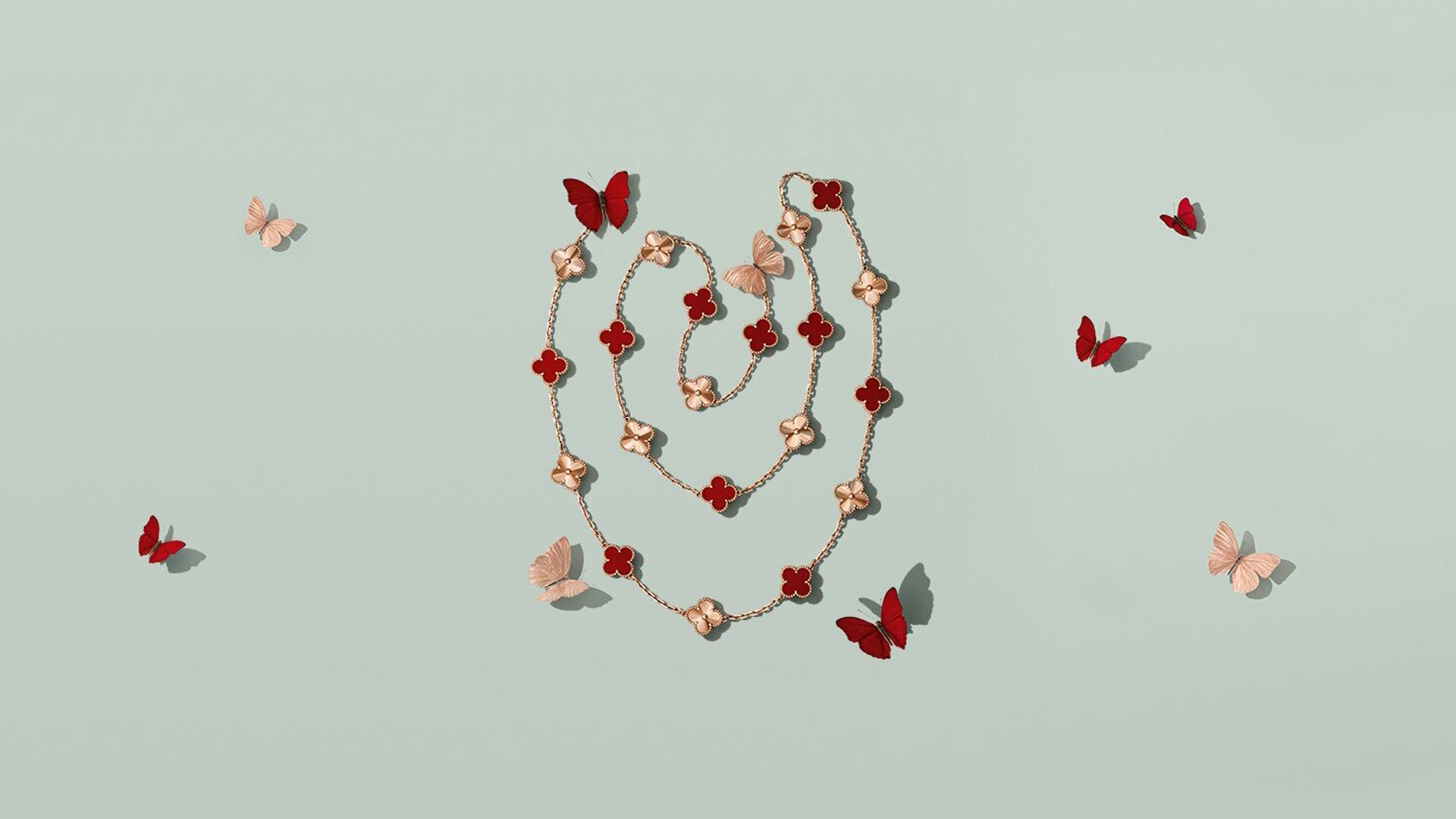 シンガポールのラグジュアリージュエリーブランド、Van Cleef & Arpelsによる5つのクローバーモチーフをあしらったヴィンテージブレスレット