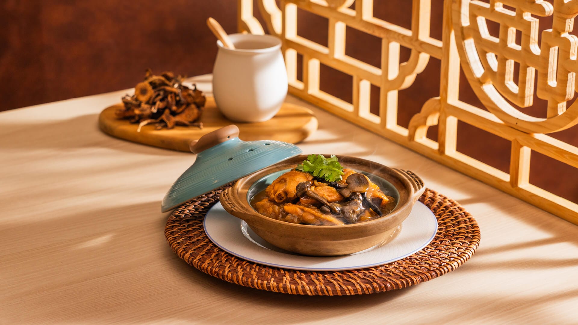 Stewed Chicken with Mushrooms