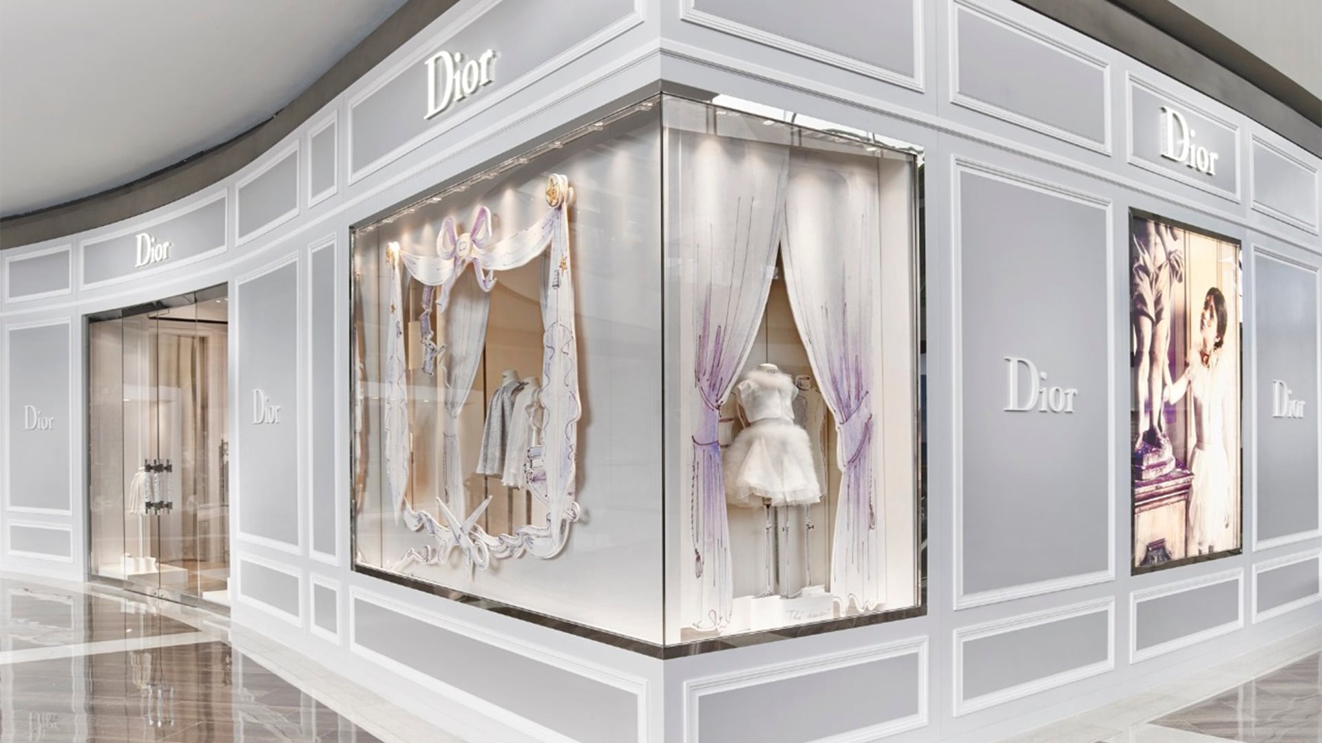 Baby Dior シンガポール | ザ・ショップス