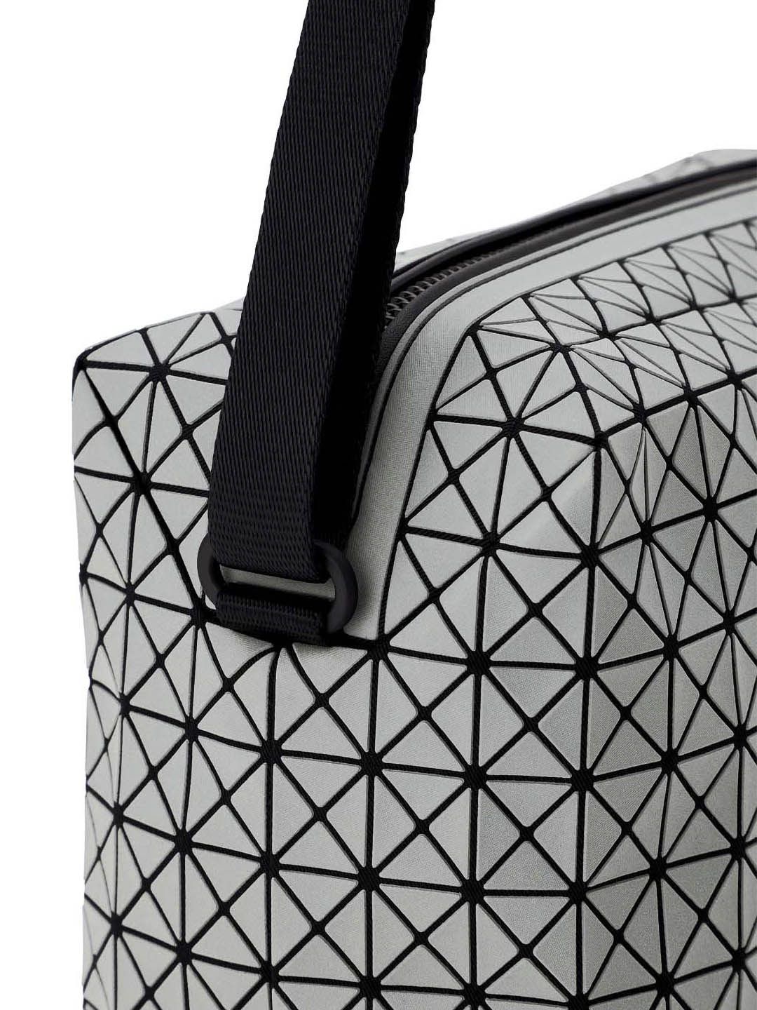 ISSEY MIYAKE | BAO BAO | ザ・ショップス｜マリーナベイサンズ