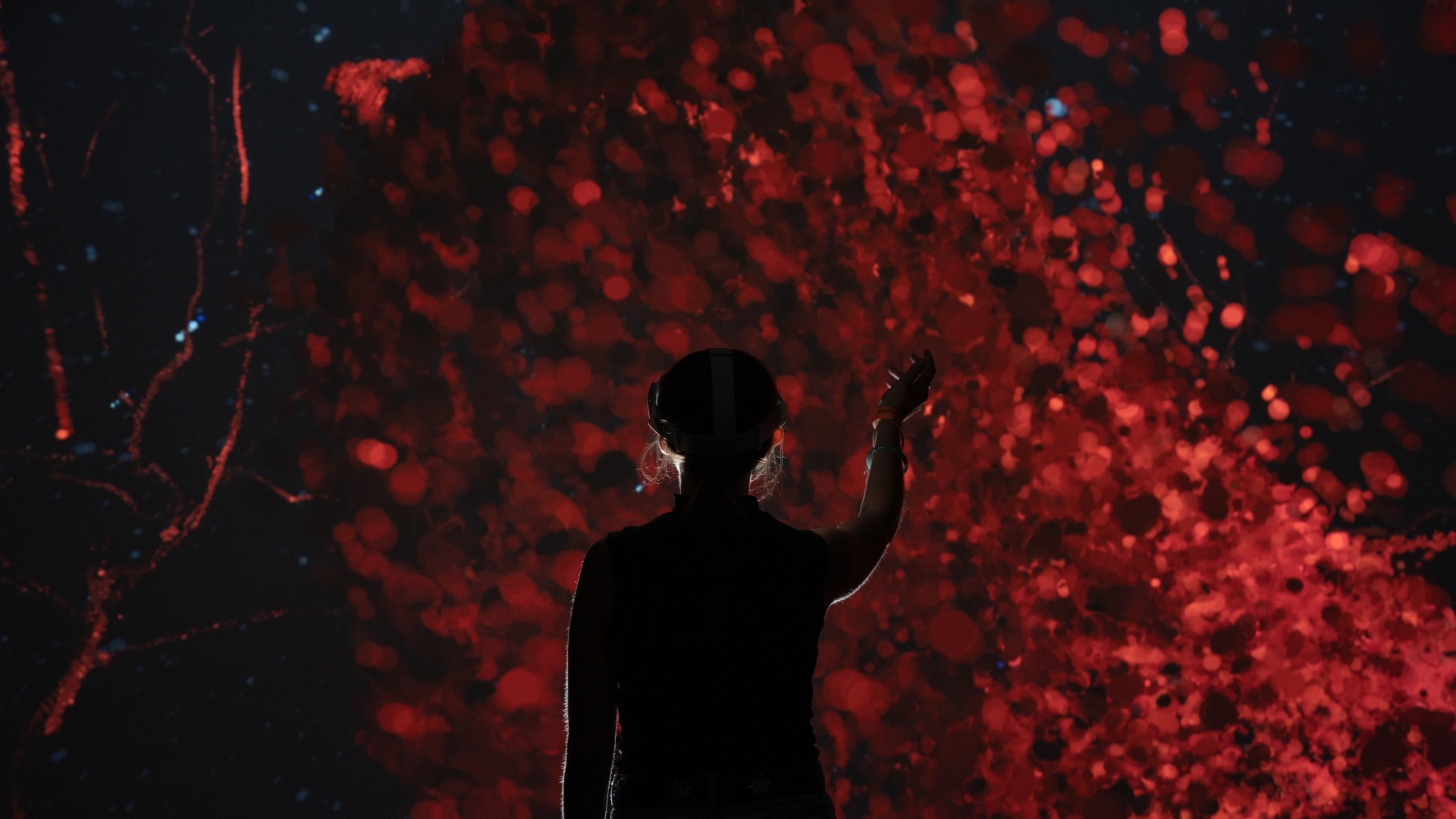 Evolver: An Immersive Journey of Life and Breath