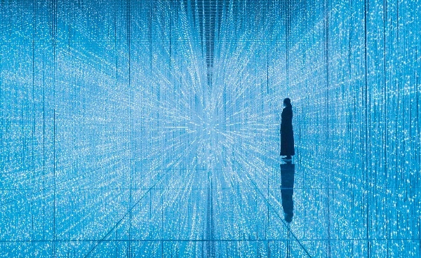 「クリスタル ユニバース(Crystal Universe)」