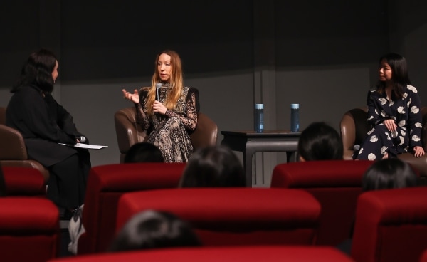 「Iris van Herpen: Sculpting the Senses」オープニングトーク