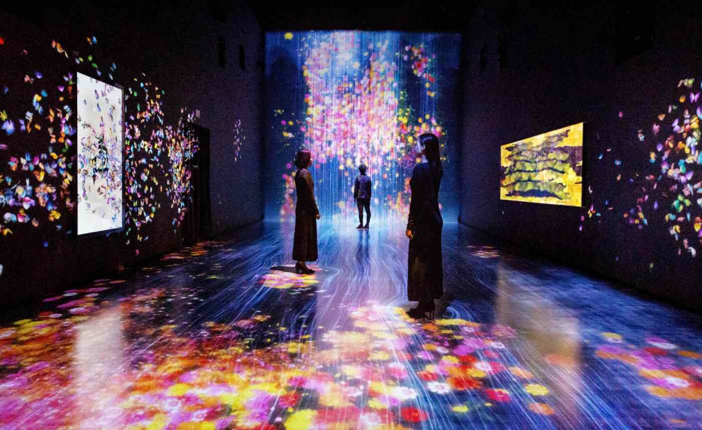 FUTURE WORLD: アートとサイエンスが出会う場所