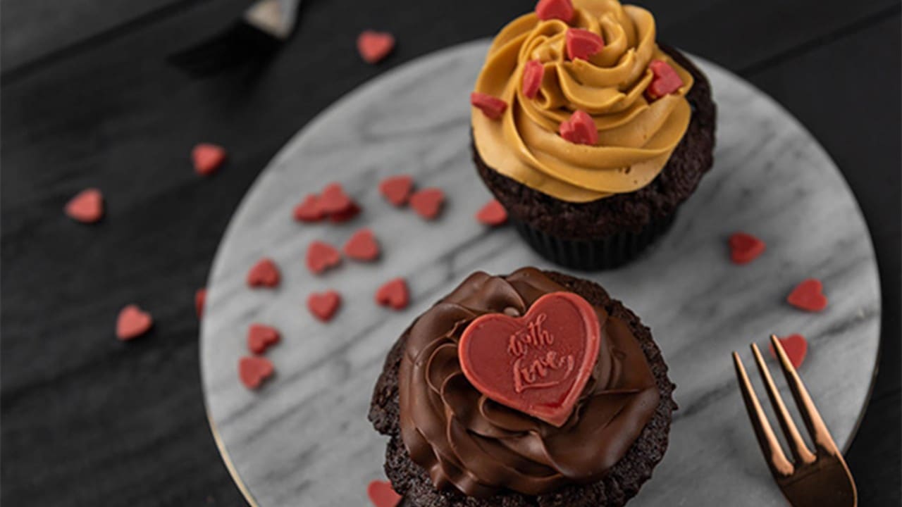 Cupcakes, from dessert shop and cafe in Singapore, Starbucks Reserve