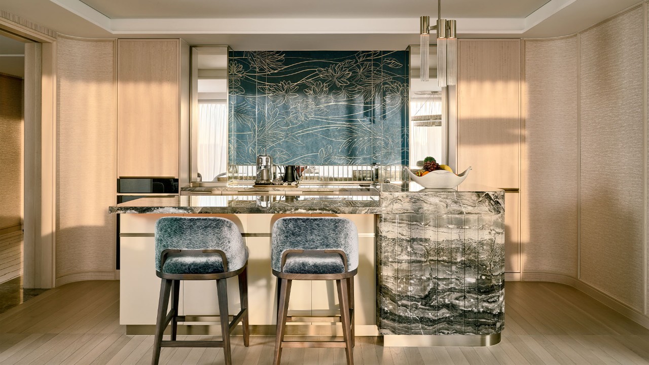 Paiza Family Suite Social Kitchen
