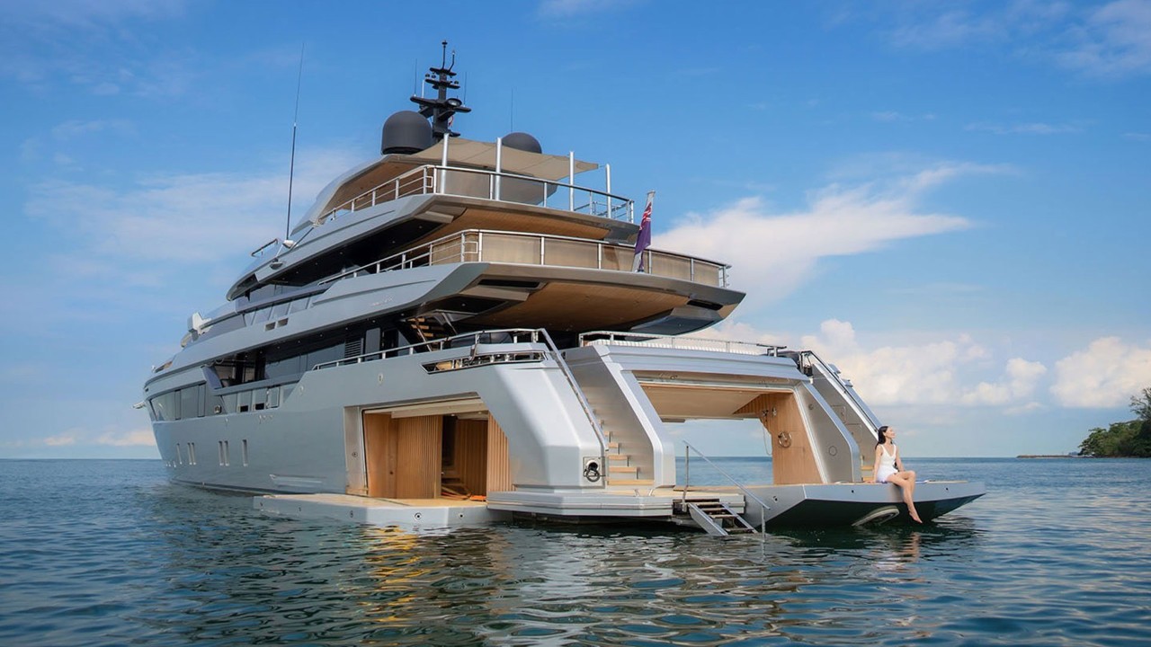 Exclusive Yacht